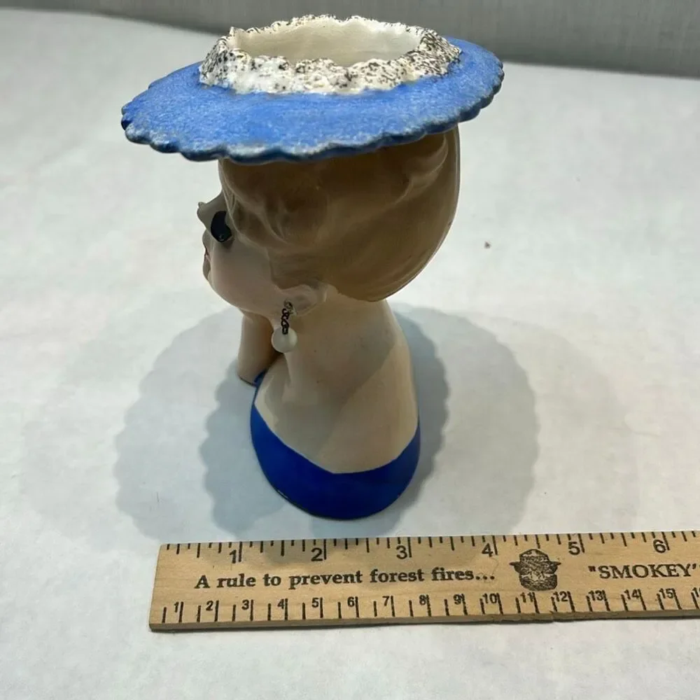 Vtg 50s Napco Glamour Girl Lady Head Vase 1958 Blue Hat Hand Up Eyelashes C3307A